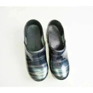 Dansko Womens XP 2.0 Clogs Shoes Multicolor Patent Leather Professional 8.5-9